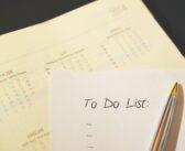 pen calendar to do checklist
